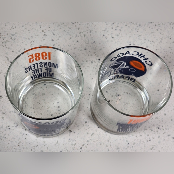 **ONLY 1 PAIR LEFT** Vintage NFL Chicago Bears 1985 Super Bowl Whiskey Glasses - Picture 2 of 2